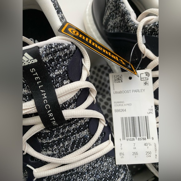 NWT Stella McCartney by Adidas UltraBOOST PARLEY Sneaker Oreo size US 8 1/2 UK 7 - Picture 4 of 16
